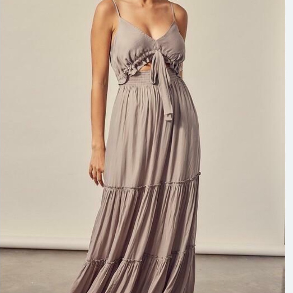 Elegant Beige  Maxi Dress